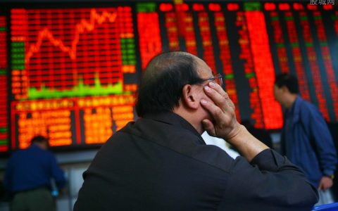 恒指降价500点